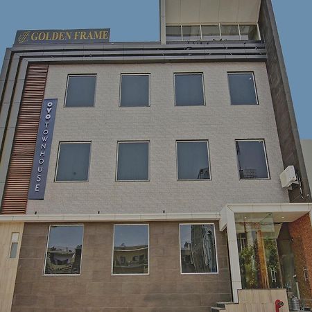 Hotel Townhouse Golden Frame Ghaziabád Exteriér fotografie