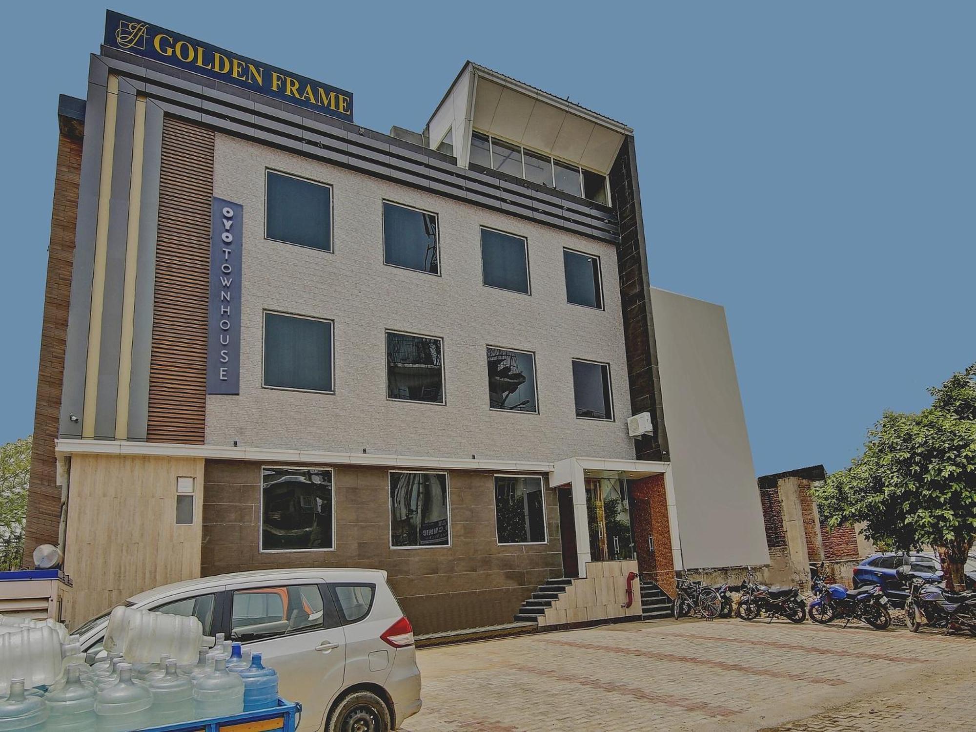 Hotel Townhouse Golden Frame Ghaziabád Exteriér fotografie